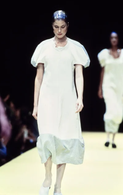 Look 27